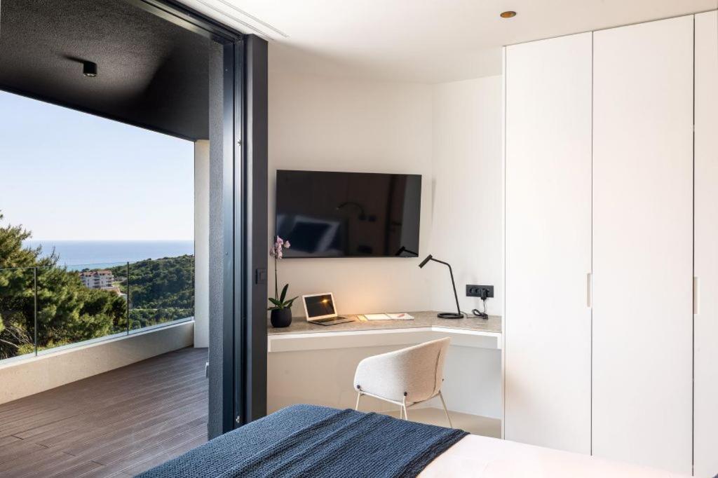 Modern In With Infinity Rooftop Pool Villa Dubrovnik