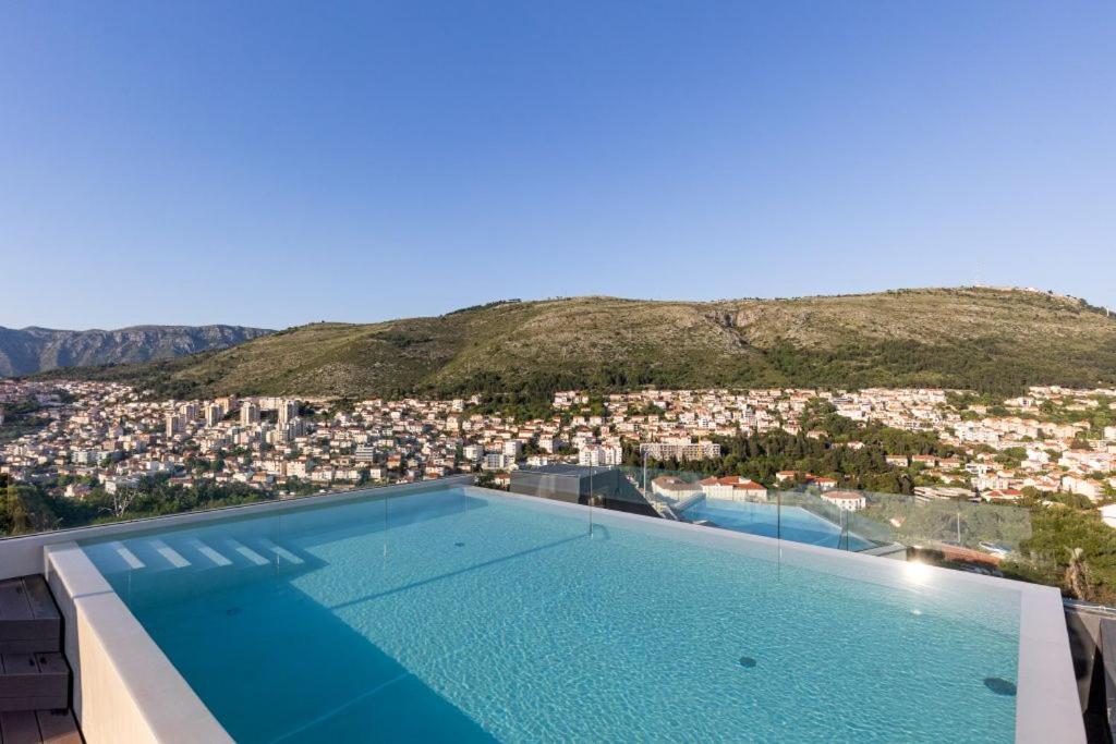 Modern In With Infinity Rooftop Pool