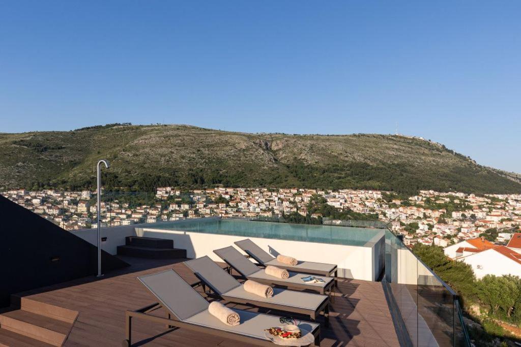 Modern In With Infinity Rooftop Pool * Dubrovnik