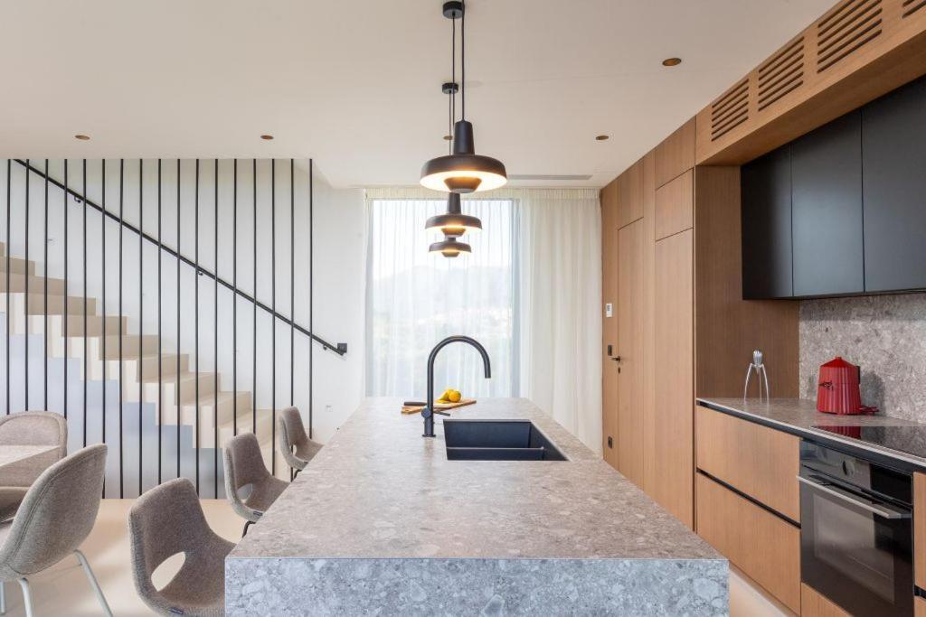 Villa Modern In With Infinity Rooftop Pool Dubrovnik